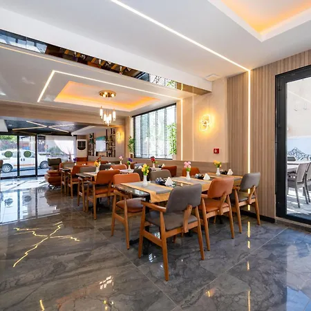 酒店 Carpediem Gold 3*